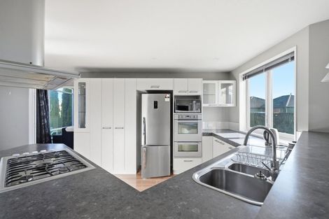 Photo of property in 6 Burbank Drive, Aidanfield, Christchurch, 8025