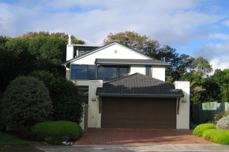 Photo of property in 6 Patterson Grove, Waikanae, 5036