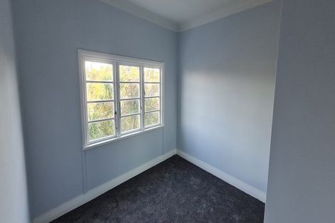 Photo of property in 4/71 Garden Road, Northland, Wellington, 6012