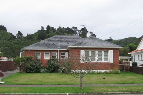 Photo of property in 61 Compton Crescent, Taita, Lower Hutt, 5011