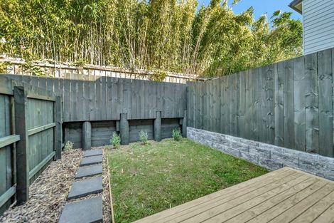 Photo of property in 12/106 Triangle Road, Massey, Auckland, 0614