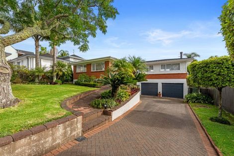 Photo of property in 3 Copperfield Terrace, Mellons Bay, Auckland, 2014