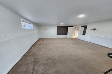 Photo of property in 48 Cardiff Road, Pakuranga, Auckland, 2010