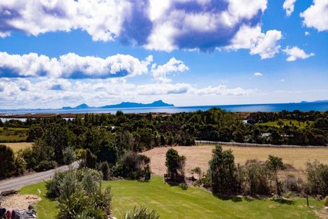 Photo of property in 14 Cullen Road, Waipu, 0582