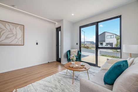 Photo of property in 31 Puhikawa Street, Massey, 0614