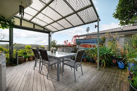 Photo of property in 88 Poaka Avenue, Dinsdale, Hamilton, 3204