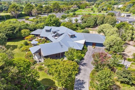 Photo of property in 12 Millvale Street, Waikanae, 5036