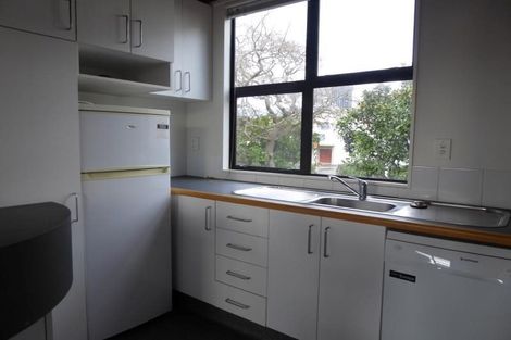 Photo of property in 80u2 Hobson Street, Thorndon, Wellington, 6011