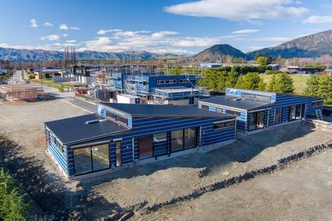 Photo of property in 9 Fern Burn Close, Wanaka, 9305