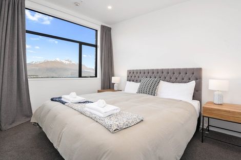 Photo of property in 10 Highlands Close, Queenstown, 9300