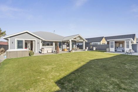 Photo of property in 2 Hortons Way, Cromwell, 9310