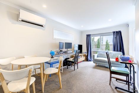 Photo of property in 14/10u Burrows Place, Frankton, Hamilton, 3204