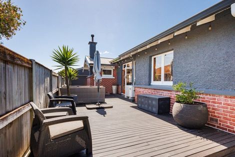 Photo of property in 116 Heretaunga Street, Palmerston North, 4414