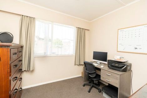 Photo of property in 5 Hamblyn Crescent, Nawton, Hamilton, 3200