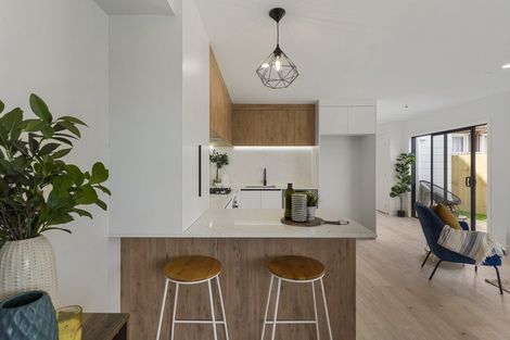 Photo of property in 33a Patons Road, Howick, Auckland, 2014