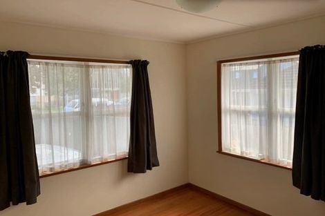 Photo of property in 1/85 Taikata Road, Te Atatu Peninsula, Auckland, 0610