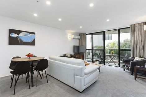 Photo of property in 3e/175 Hurstmere Road, Takapuna, Auckland, 0622