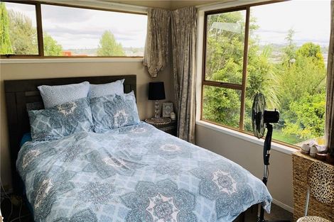 Photo of property in 50 Lyttelton Avenue, Forrest Hill, Auckland, 0620