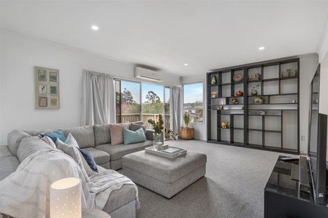 Photo of property in 62 Hellyers Street, Birkdale, Auckland, 0626