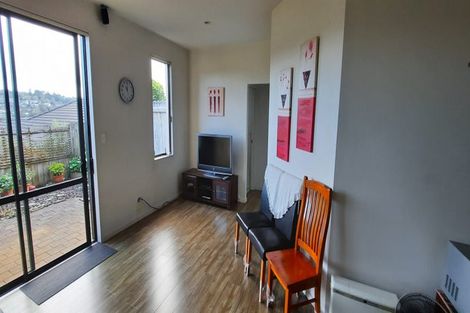 Photo of property in 22/22 Northcross Drive, Oteha, Auckland, 0632