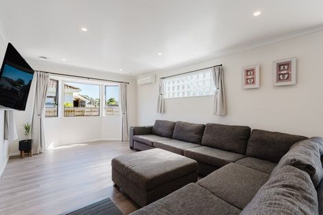 Photo of property in 18 Jasmine Avenue, Dinsdale, Hamilton, 3204