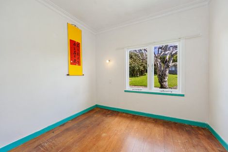 Photo of property in 2/48 Churchill Road, Murrays Bay, Auckland, 0630