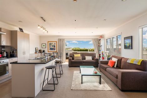 Photo of property in 18a School Road, Morningside, Auckland, 1021