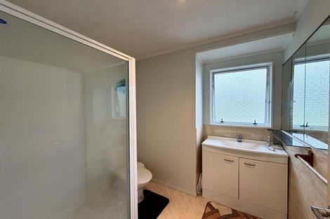 Photo of property in 24 Wagon Road, Stokes Valley, Lower Hutt, 5019