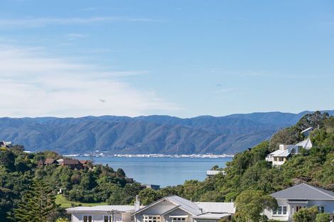 Photo of property in 77 Oban Street, Wadestown, Wellington, 6012