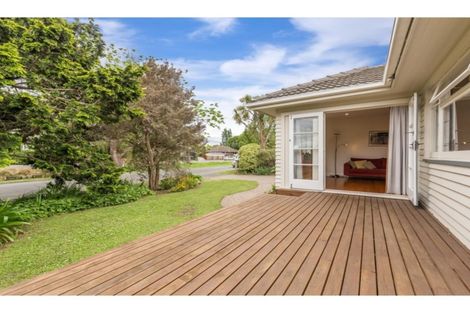 Photo of property in 116 Riverlaw Terrace, Saint Martins, Christchurch, 8022