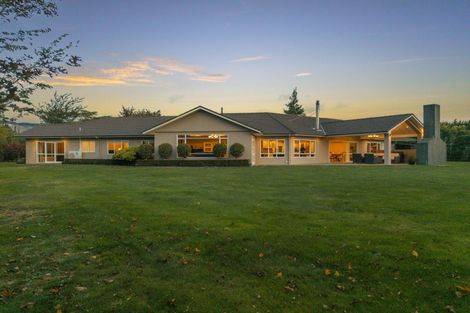 Photo of property in 1068 Queen Street East, Levin, 5510