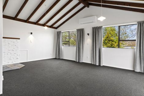 Photo of property in 2 Gladstone Grove, Richmond Heights, Taupo, 3330