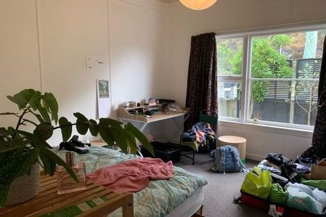 Photo of property in 33 Wakefield Avenue, Sumner, Christchurch, 8081