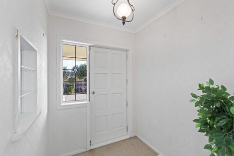 Photo of property in 283a Mangorei Road, Merrilands, New Plymouth, 4312