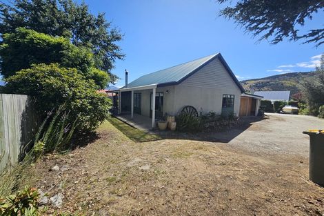 Photo of property in 8b Kuri Place, Wanaka, 9305