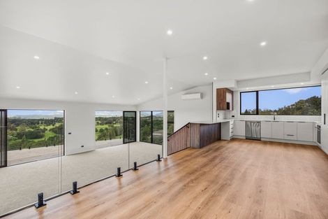 Photo of property in 16 North Ridge Rise, Maunu, Whangarei, 0179
