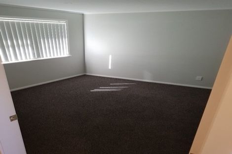 Photo of property in 25 Holland Street, Pukekohe, 2120