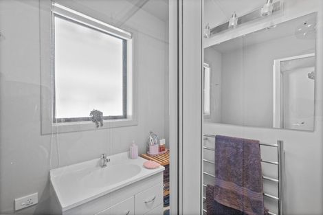 Photo of property in 220 Conyers Street, Strathern, Invercargill, 9812