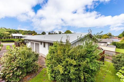 Photo of property in 18 Holland Grove, Richmond Heights, Taupo, 3330