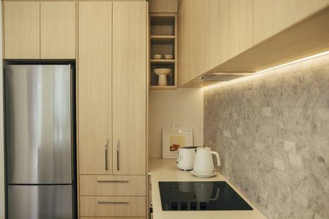 Photo of property in 7/664 Swanson Road, Swanson, Auckland, 0612