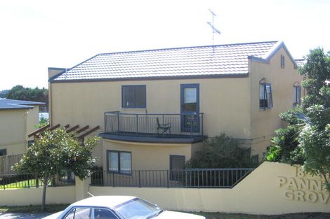 Photo of property in 7/18 Pannill Place, Oteha, Auckland, 0632
