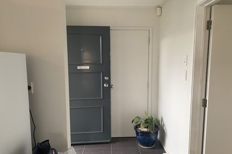 Photo of property in 13 Gloaming Place, Conifer Grove, Takanini, 2112