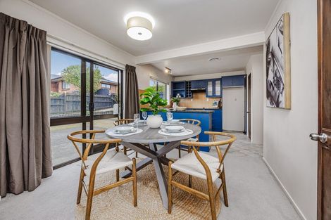 Photo of property in 1 Elrita Place, Conifer Grove, Takanini, 2112
