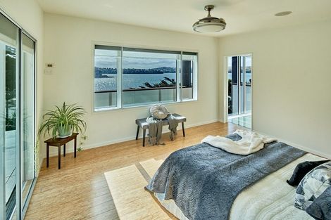 Photo of property in 300b Paremata Road, Whitby, Porirua, 5381