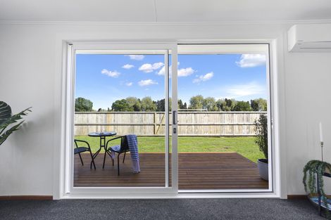 Photo of property in 16 Kowhai Street, Tuakau, 2121