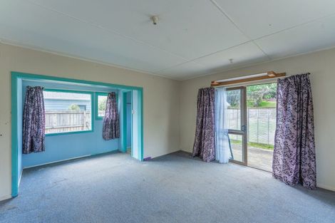 Photo of property in 107 Amohia Street, Paraparaumu, 5032