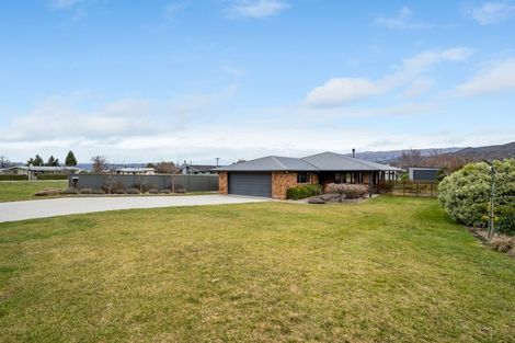 Photo of property in 63 Shields Street, Clyde, 9330