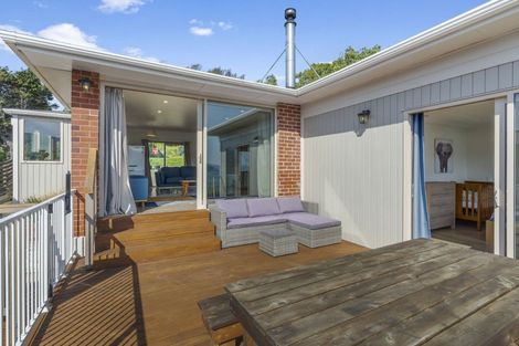 Photo of property in 34 Bayne Terrace, Macandrew Bay, Dunedin, 9014