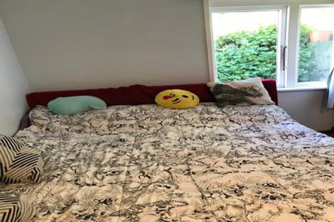 Photo of property in 108 Eden Street, Island Bay, Wellington, 6023