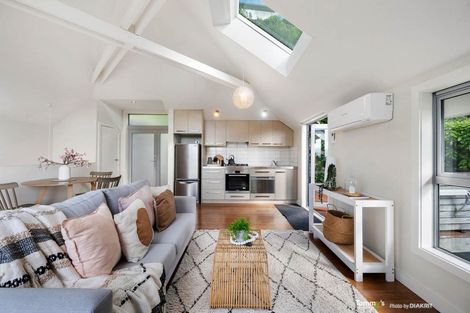 Photo of property in 1/26 Orangi Kaupapa Road, Northland, Wellington, 6012